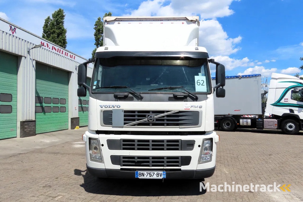 Volvo FM 340 6x2,  TOP Condition truck!!