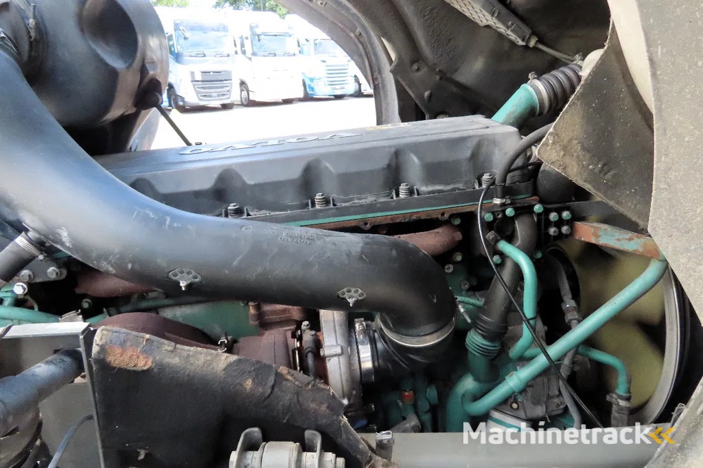 Volvo FM 340 6x2,  TOP Condition truck!!