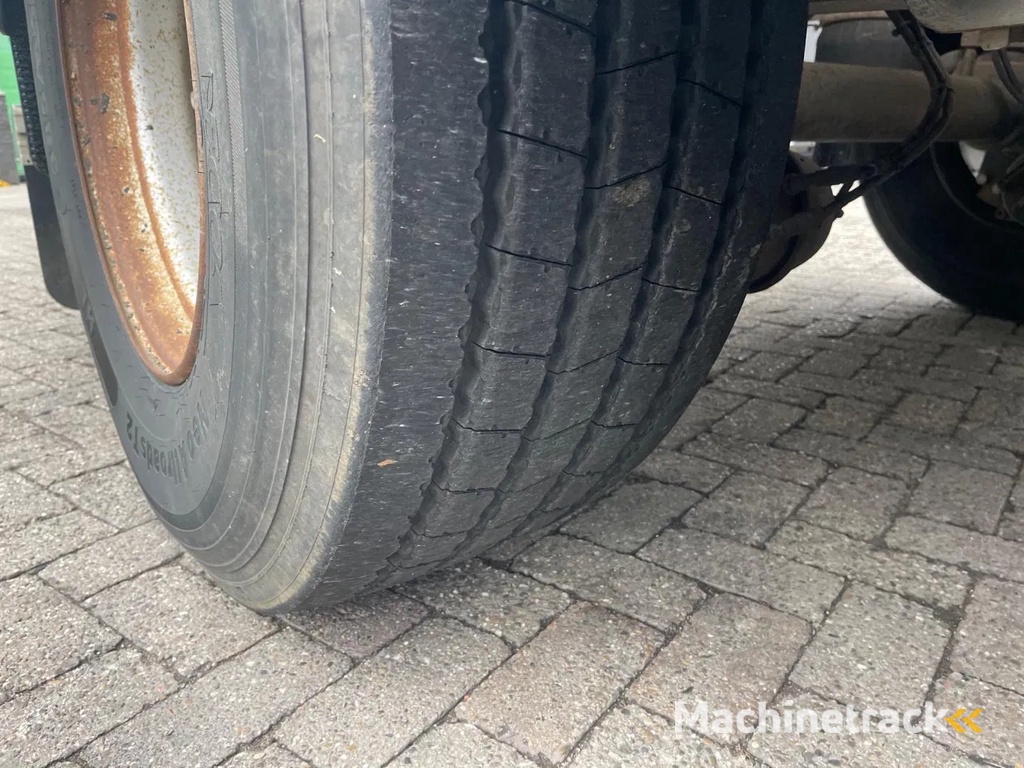 Samro Socari 48m3, 6560 kg, AIR/DISC BRAKES. Very good state