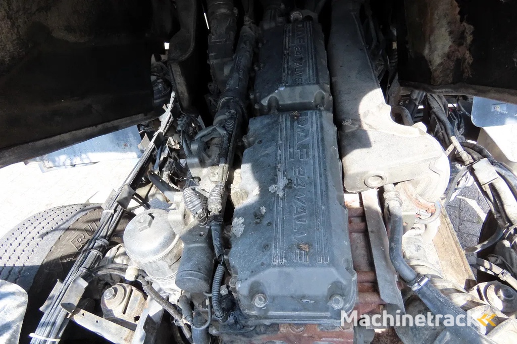 DAF 95.480 VERY CLEAN! EURO 4, PTO, HYDRAULIC, 2X FUEL TANK