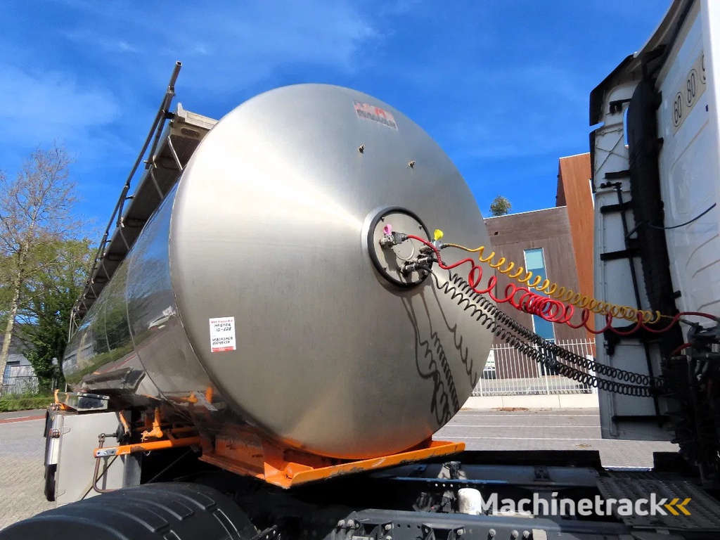 Magyar 5 compartments , 32500L FOOD, air susp, (5 DIFFERENT PRODUCTS) !!