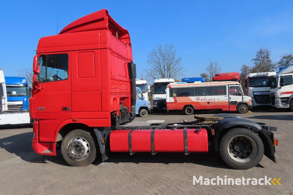 DAF XF 105.460 2 beds, 2 tanks