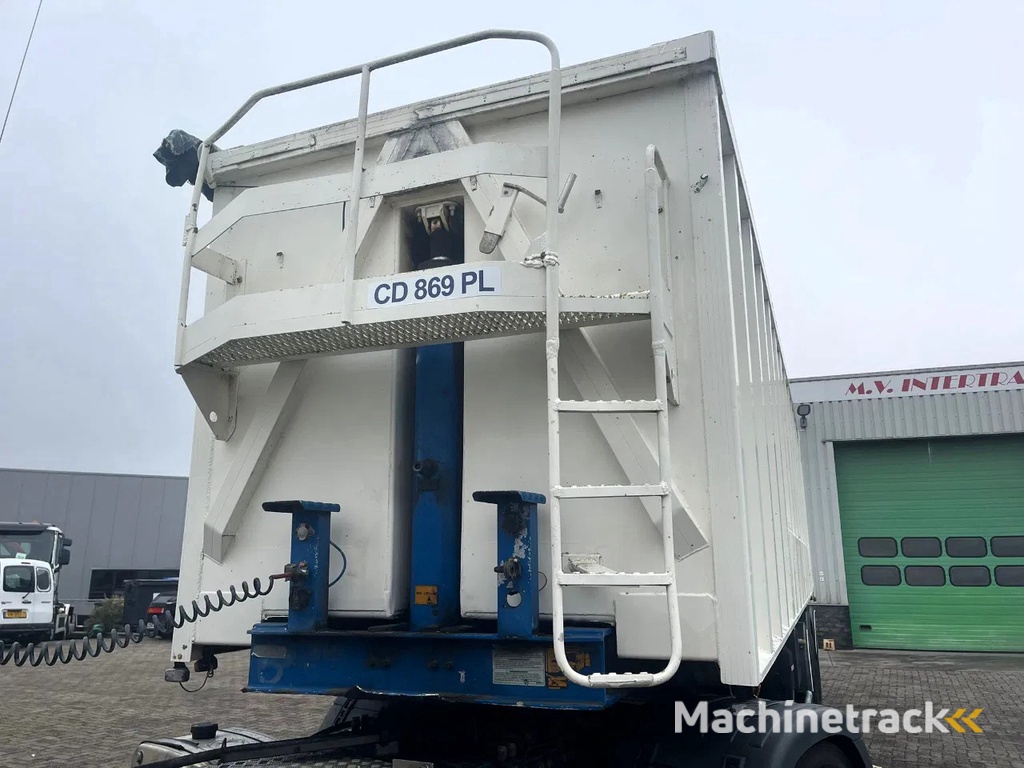 Benalu 50 m3, 5660 kg, 3 axels SPRING