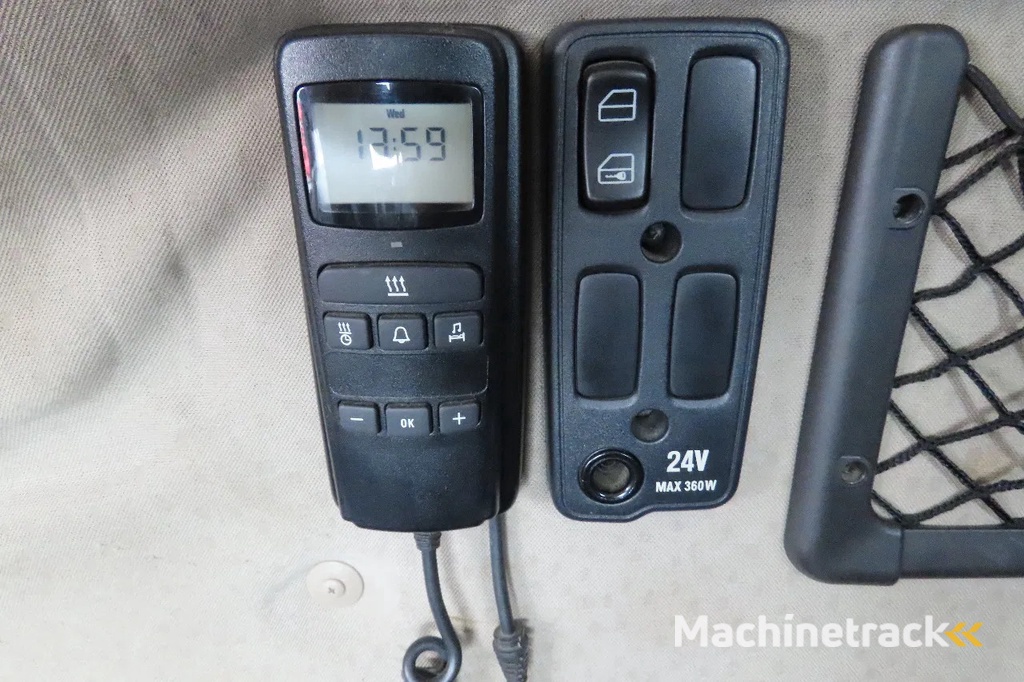 Scania R440 2 tanks Frigo, 927381km, no rust  chassis