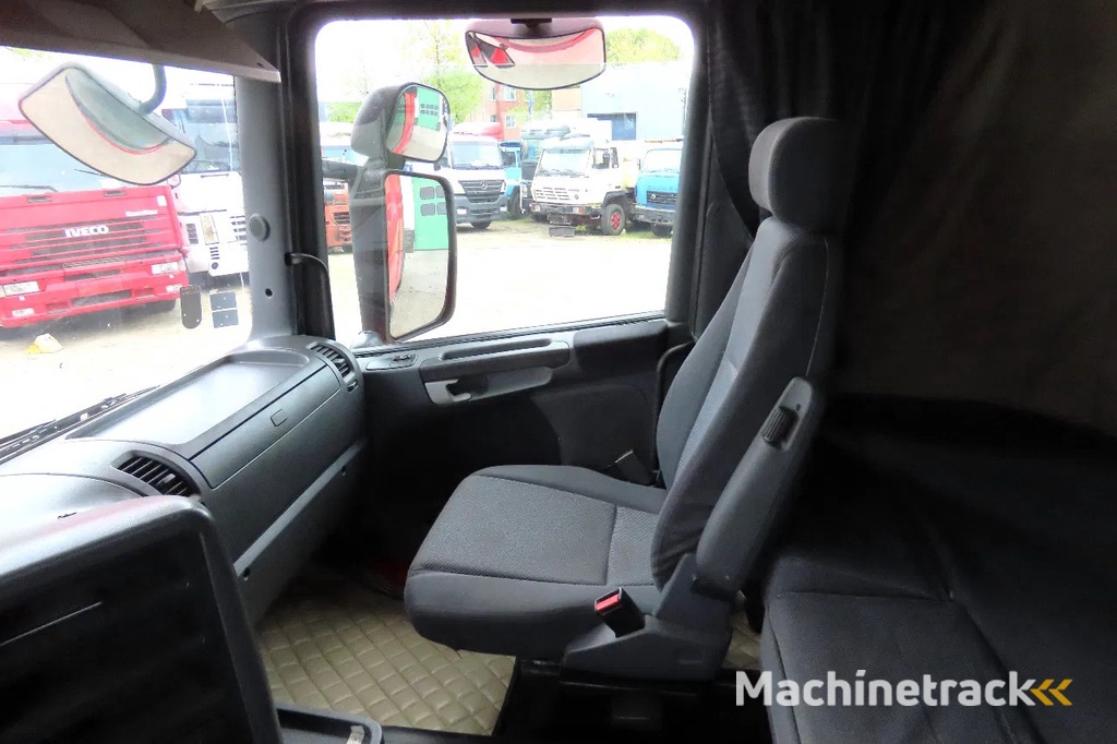 Scania R440 2 tanks Frigo, 927381km, no rust  chassis