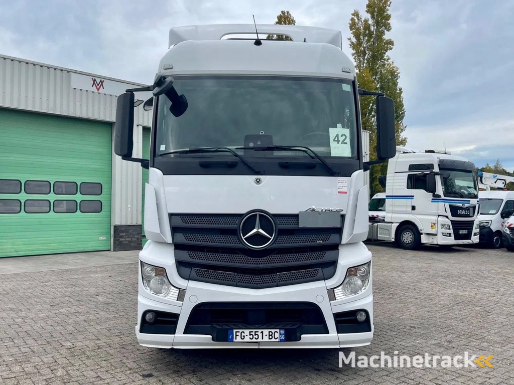 Mercedes-Benz Actros 1845 vin: WDF9634031C008330 , 2 tanks,  France clean truck
