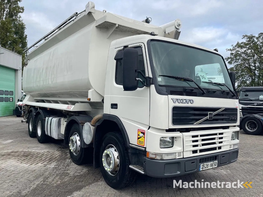 Volvo FM 12.380 8X4  SILO AUGER / AIR  GREAT CONDITION / fully serviced!