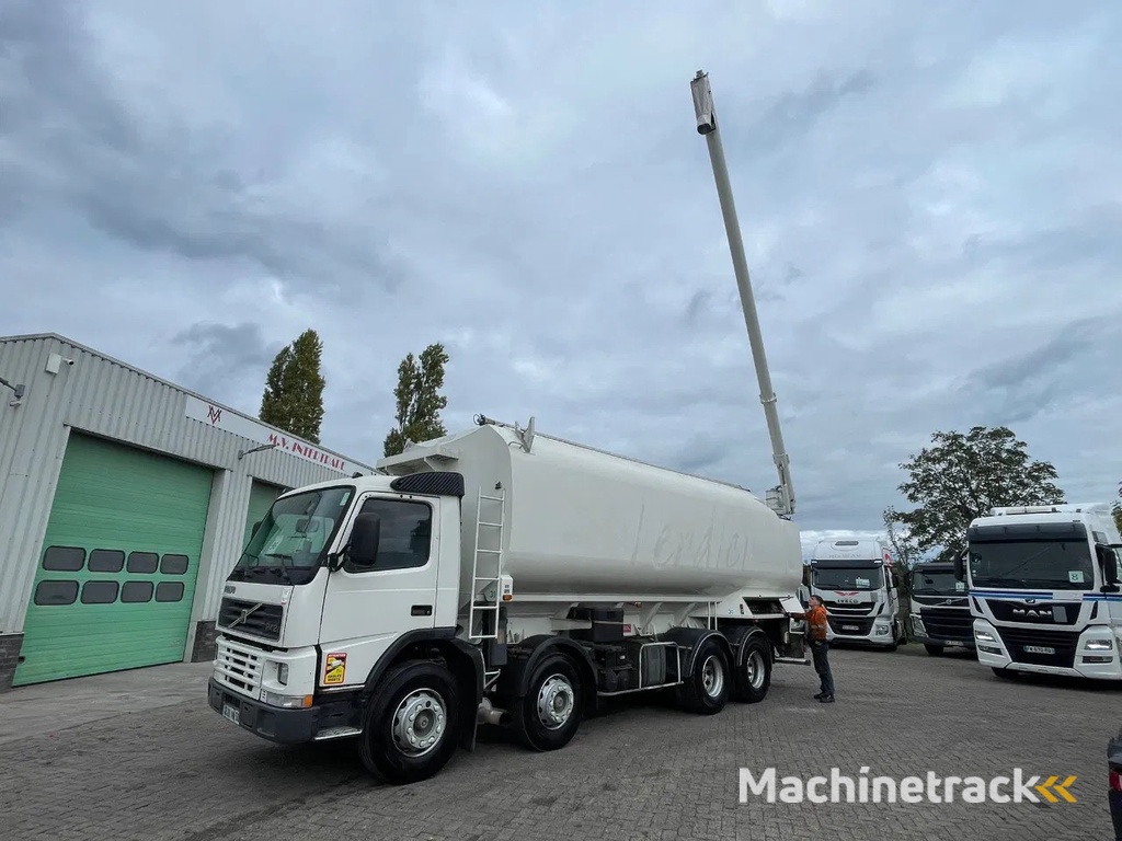 Volvo FM 12.380 8X4  SILO AUGER / AIR  GREAT CONDITION / fully serviced!