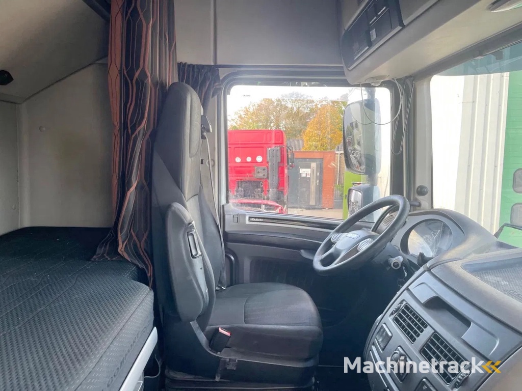 DAF XF 480 558018 km. ENGINE PROBLEM (start ok), parking airco, Frigo