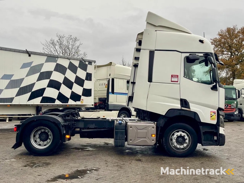 Renault T480 Year 2021. vin: VF611A369MD030466 / NO Retarder