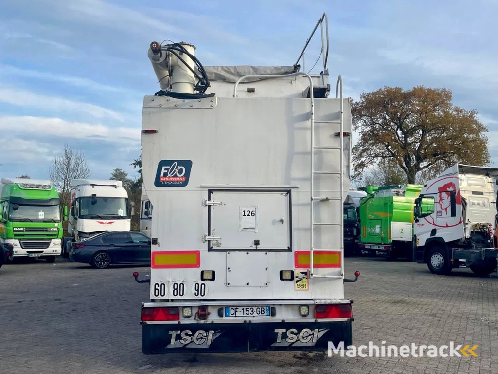 Trax TSCI, 7 comp.  AUGER HATZ diesel, SAF AXLES