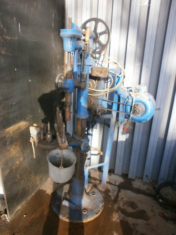 zware Kolomboormachine kolomboor traploos 380 v