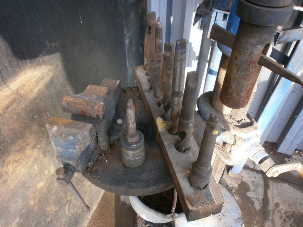 zware Kolomboormachine kolomboor traploos 380 v