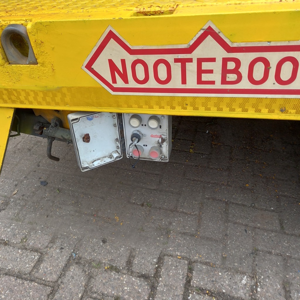 NOOTEBOOM ASDS-48-02V3 Uitschuif semi dieplader met Kleppen APK Nieuw