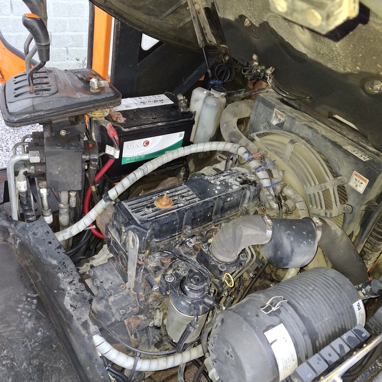 DOOSAN D30 S-5 Diesel Heftruck triplo 4,7 m Shift (BJ 2013)