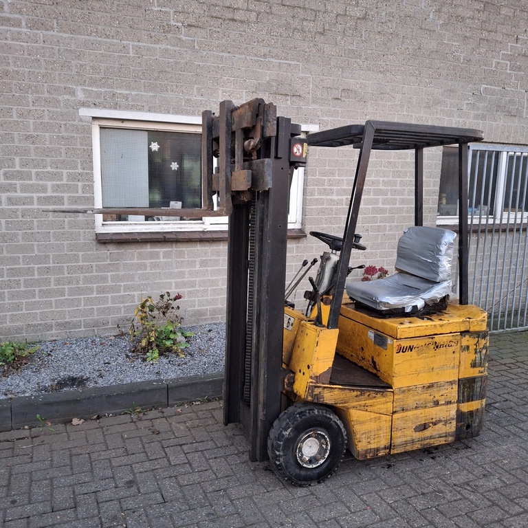 JUNGHEINRICH EFG 1,0 Heftruck