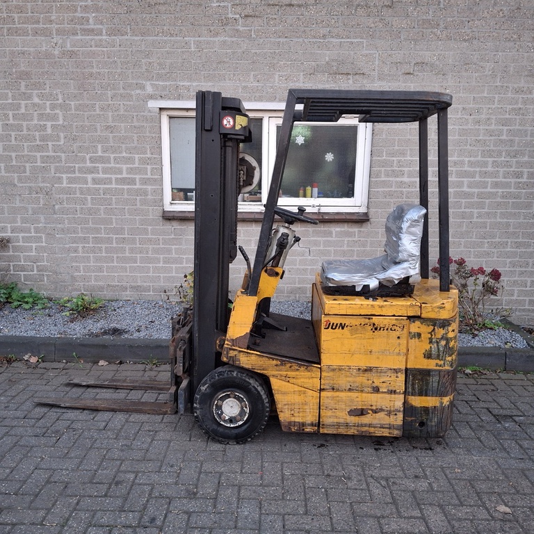 JUNGHEINRICH EFG 1,0 Heftruck