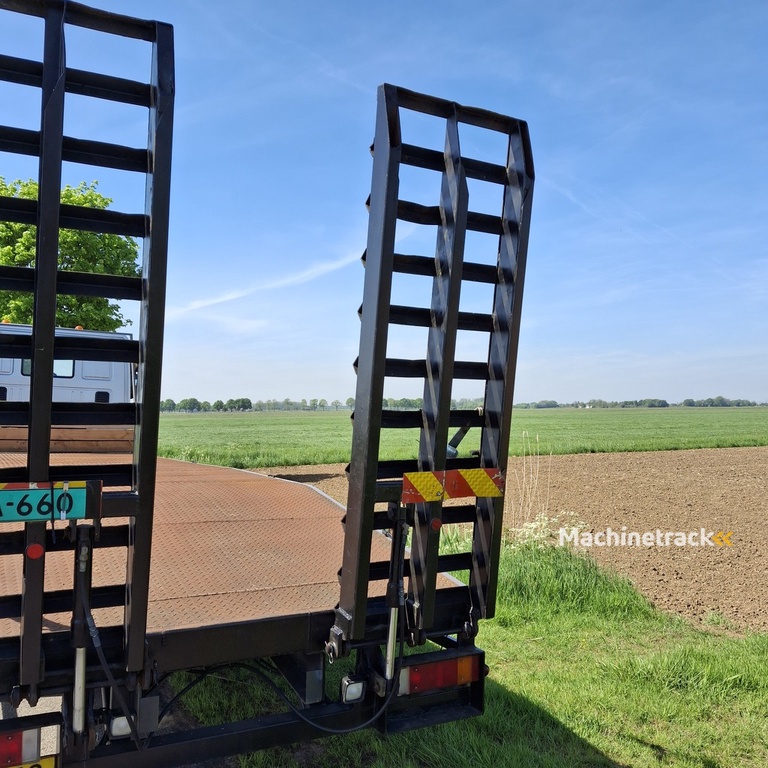 IVECO Oprijwagen Machinetransporter (EURO 5) Automaat 19 TON