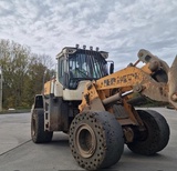 Miniaturansicht von Liebherr L566-Xpower