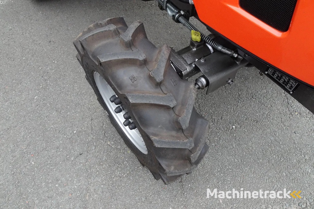 Tafe Compact trekker 6028M