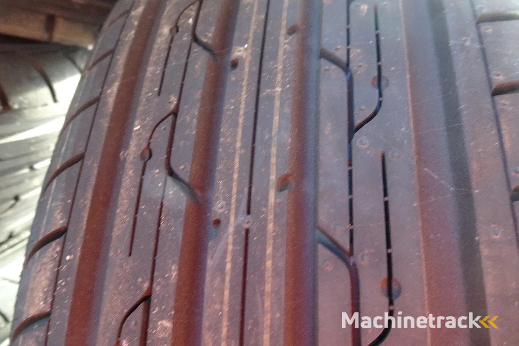 Triangle banden  185/65R15