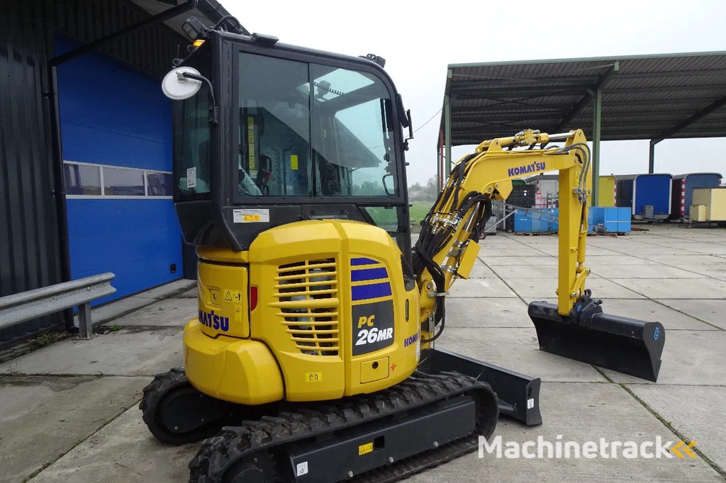 Komatsu PC26MR
