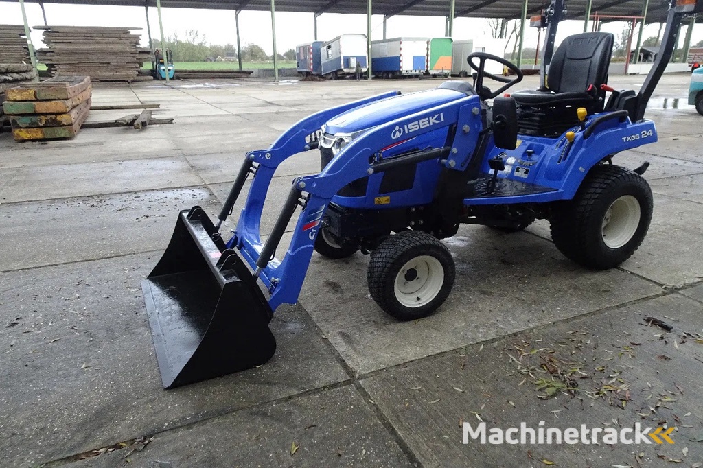 Iseki met voorlader .TXGS24