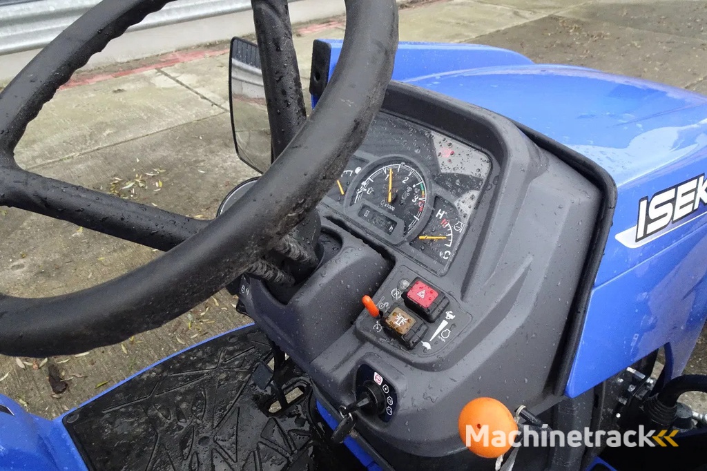 Iseki met voorlader .TXGS24