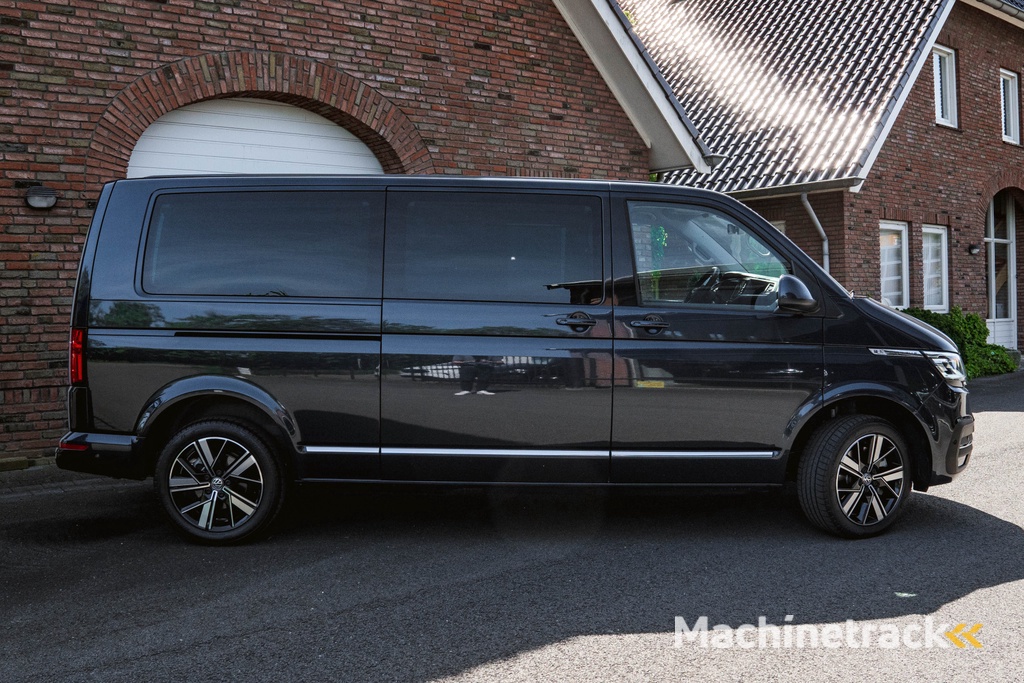 Volkswagen Caravelle T6.1 2.0 TDI 204 PK DSG L2H1 A-KLEP FULL OPTIONS DUB/CAB ACC | LED | Leder | Side Assist | Privacy glass |