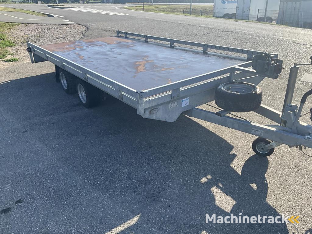 Henra PL 27 Autotransporter