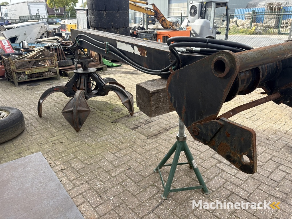 manitou hijs jip met poliepknijper