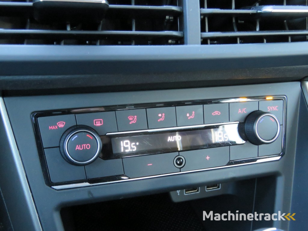 Volkswagen Polo 1.0 TSI DSG-aut.COMF.L. BUS. / Navi / Clima / BOVAG garantie