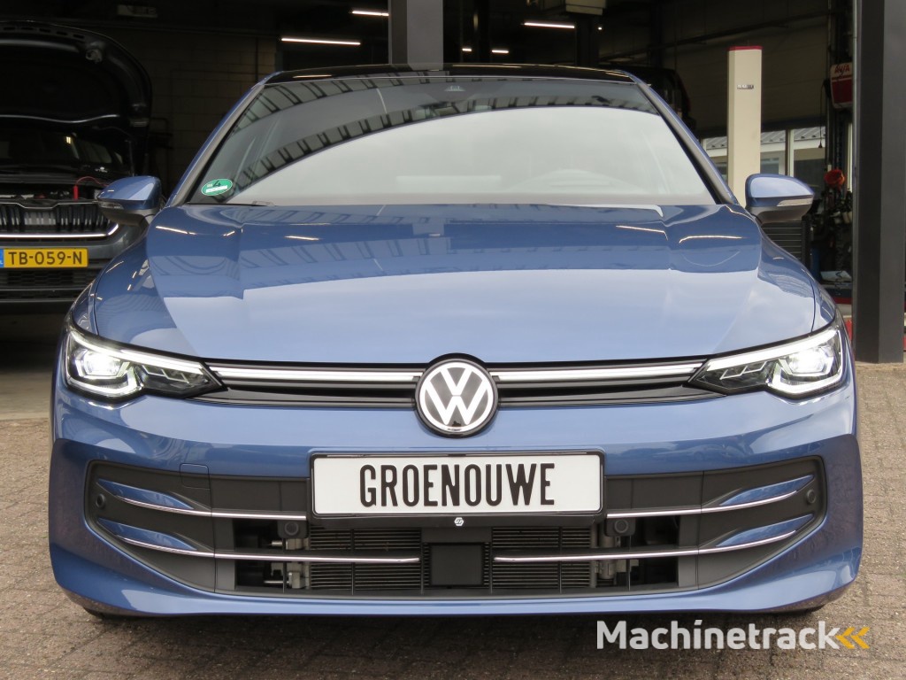 Volkswagen Golf 1.5 eTSI 150PK DSG-aut. Edition 50 FACELIFT / Open dak / Veel opties / FABIEKS garantie