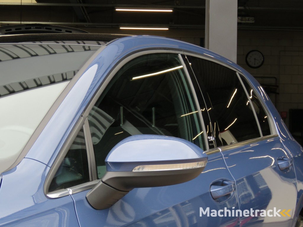 Volkswagen Golf 1.5 eTSI 150PK DSG-aut. Edition 50 FACELIFT / Open dak / Veel opties / FABIEKS garantie