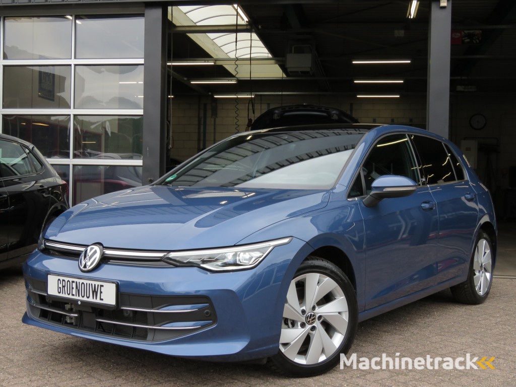 Volkswagen Golf 1.5 eTSI 150PK DSG-aut. Edition 50 FACELIFT / Open dak / Veel opties / FABIEKS garantie