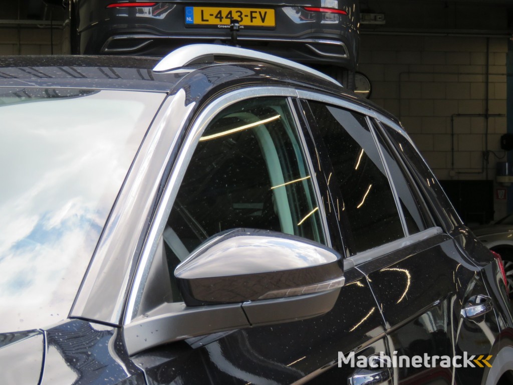 Volkswagen T-roc 1.0 TSI 115pk STYLE / Digitaal dash. / Led / Elec.achterklep / Camera / 17 Inch / BOVAG garantie