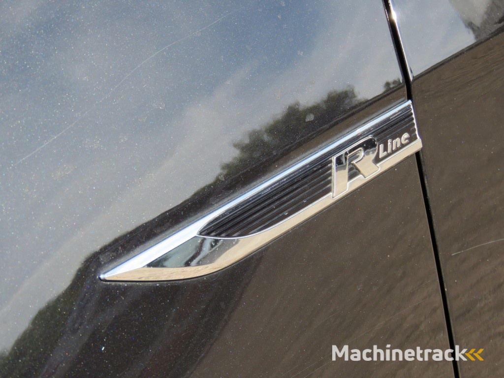 Volkswagen Golf 1.5 TSI 150pk DSG-aut. R-Line / Led / Virtual / 17 Inch / BOVAG garantie