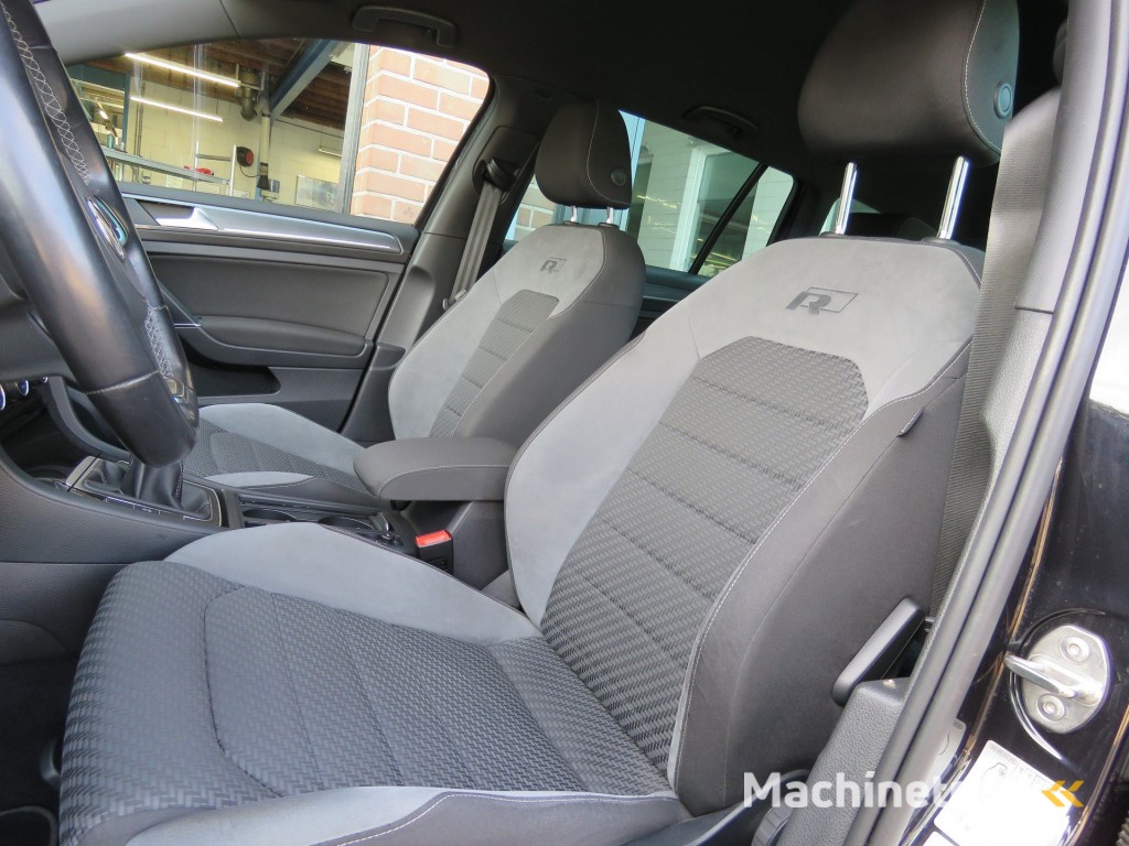 Volkswagen Golf 1.5 TSI 150pk DSG-aut. R-Line / Led / Virtual / 17 Inch / BOVAG garantie