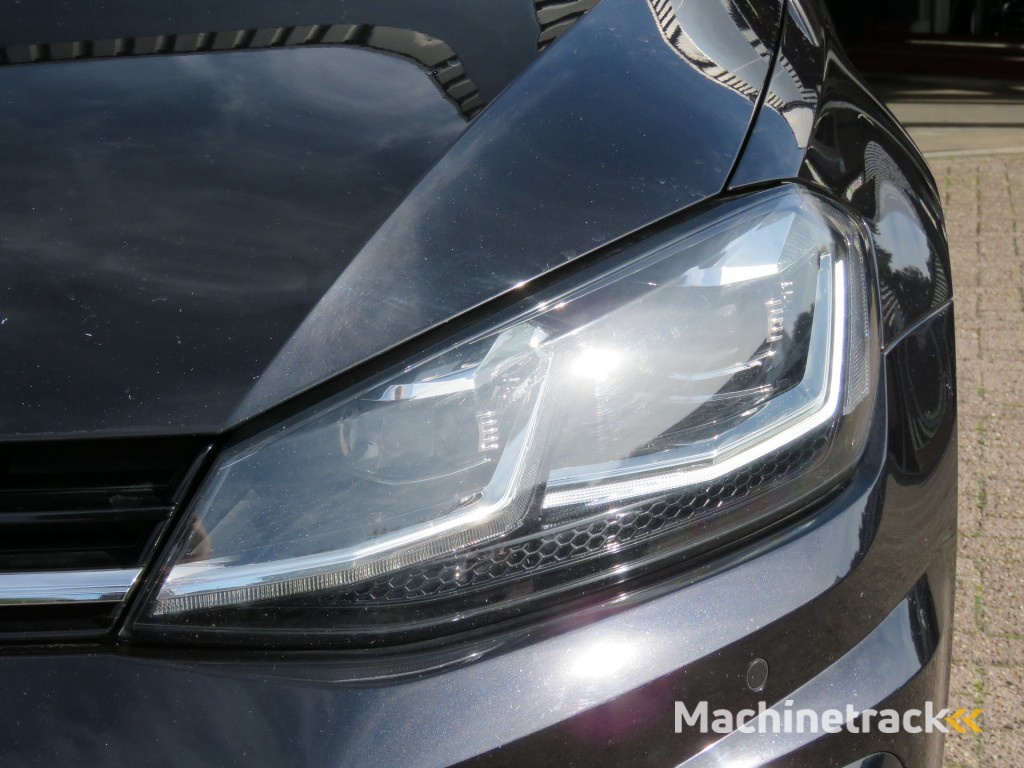 Volkswagen Golf 1.5 TSI 150pk DSG-aut. R-Line / Led / Virtual / 17 Inch / BOVAG garantie