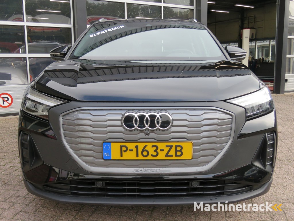 Audi Q4 35 LAUNCH ED. 55 KWH / 19 Inch / Stoelverw. / Elec. klep / BOVAG garantie