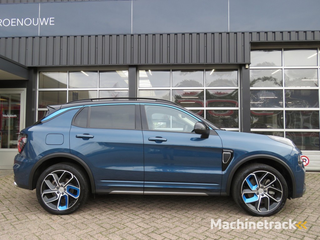 Lynk En Co 01 1.5 262PK Plug-in Hybrid / 360° Camera /Pano dak / AppleCarplay / Adaptive/ Cruise / BOVAG garantie