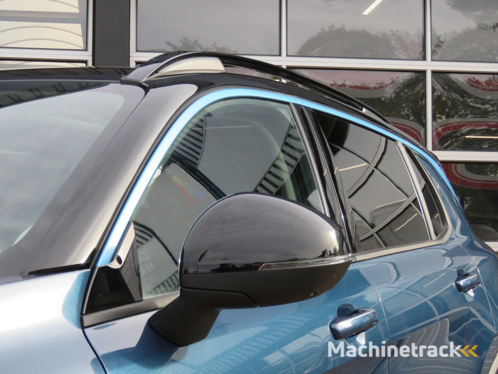 Lynk En Co 01 1.5 262PK Plug-in Hybrid / 360° Camera /Pano dak / AppleCarplay / Adaptive/ Cruise / BOVAG garantie