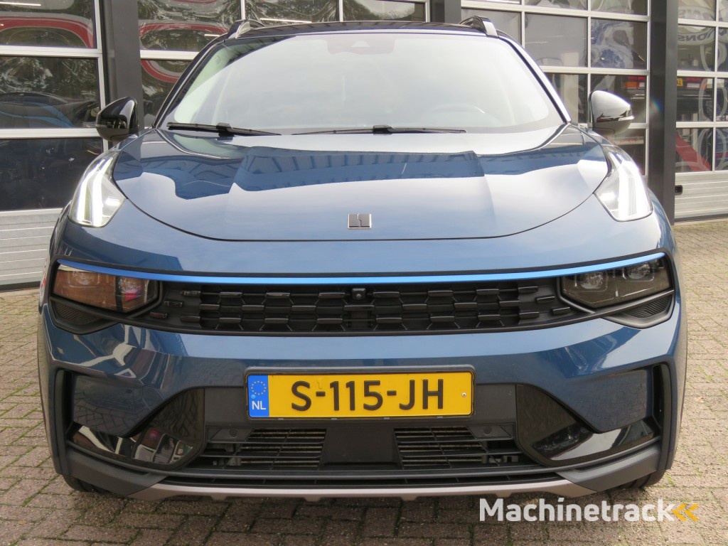 Lynk En Co 01 1.5 262PK Plug-in Hybrid / 360° Camera /Pano dak / AppleCarplay / Adaptive/ Cruise / BOVAG garantie