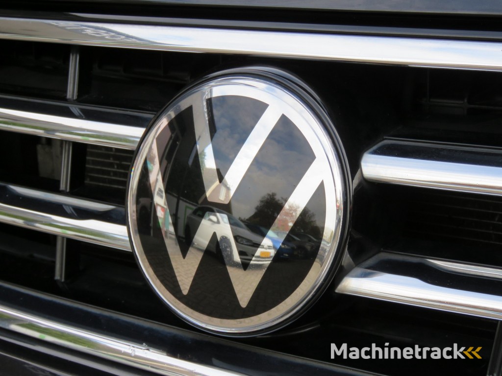 Volkswagen Tiguan 1.4 TSI 245pk eHybrid Elegance / Trekhaak / IQ Light / Stoel + stuurverw. / Camera / BOVAG garantie