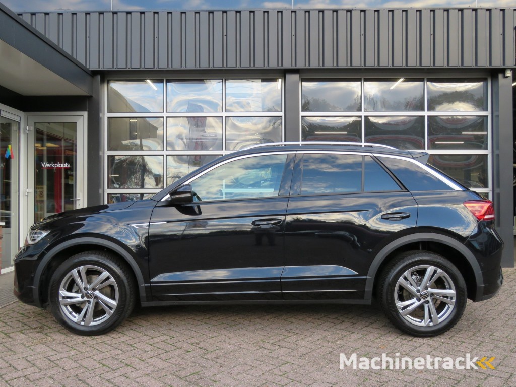 Volkswagen T-roc 1.5 TSI R-LINE 150PK DSG-aut. / Trekhaak afn. / Camera / Stoelverw. / IQ Light / FABRIEKS garantie