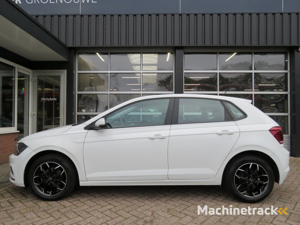 Volkswagen Polo 1.0 TRENDLINE / Airco / Sportvelgen / Pdc V + A / BOVAG garantie