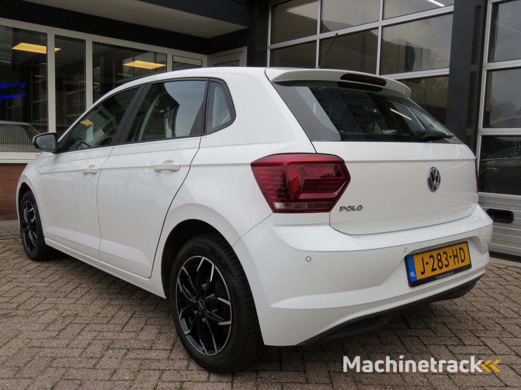 Volkswagen Polo 1.0 TRENDLINE / Airco / Sportvelgen / Pdc V + A / BOVAG garantie