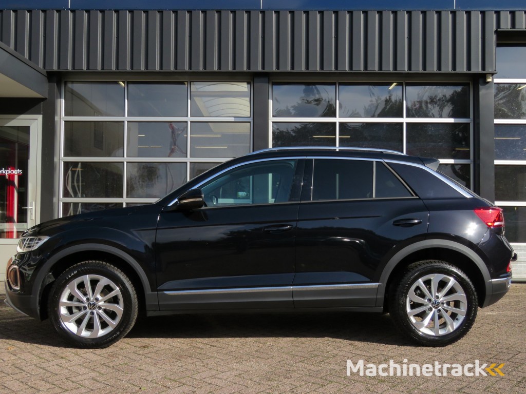 Volkswagen T-roc 1.5 TSI 150pk DSG-aut. LIFE EDITION / IQ Light / Trekhaak afn.baar / Stoelverw. / 17 Inch / FABRIEKS garantie