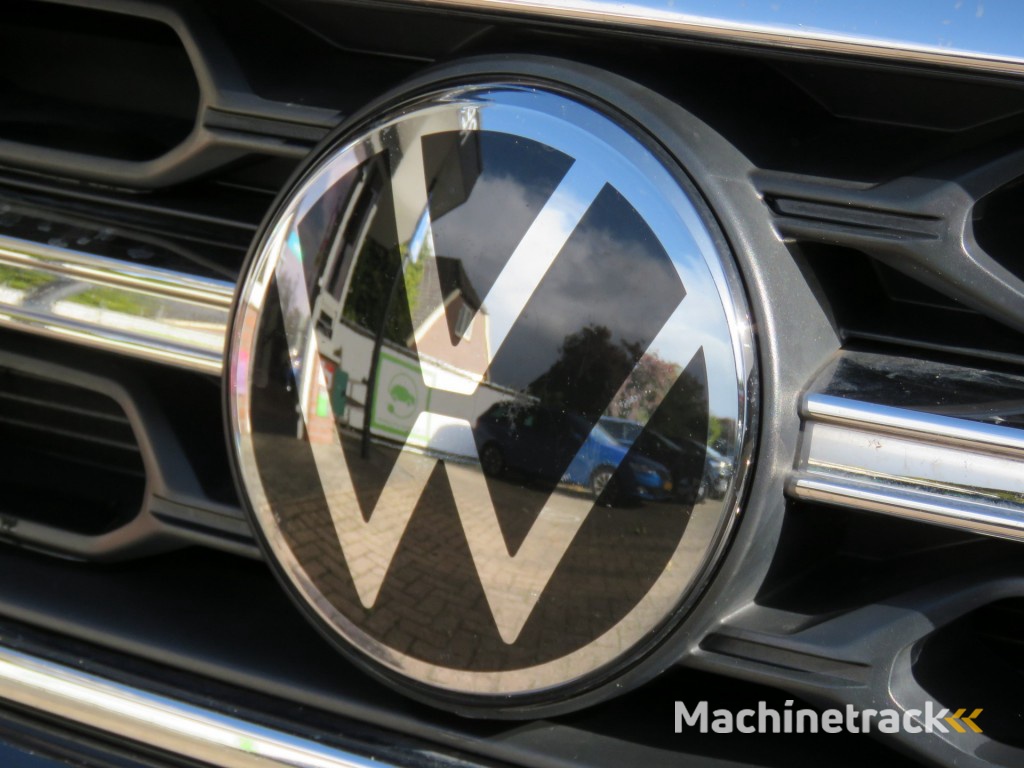 Volkswagen T-roc 1.5 TSI 150pk DSG-aut. LIFE EDITION / IQ Light / Trekhaak afn.baar / Stoelverw. / 17 Inch / FABRIEKS garantie