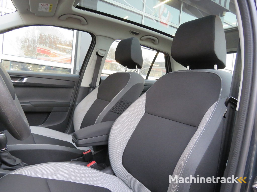 Skoda Fabia 1.2 TSI 110pk DSG-aut. FIRST EDITION / Pano / Trekhaak / Clima / Cruise / BOVAG garantie